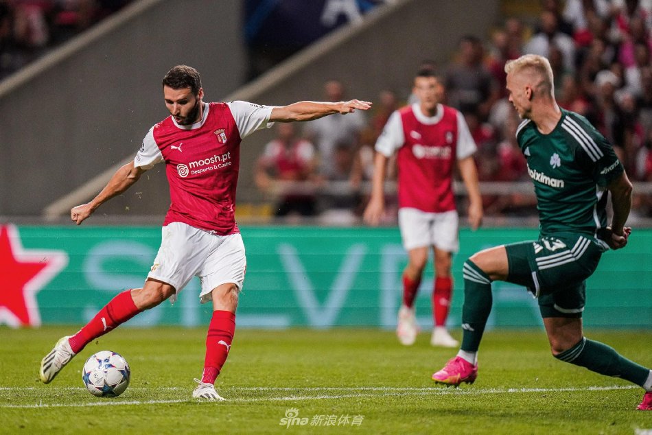 克里斯蒂亚 克里斯蒂亚