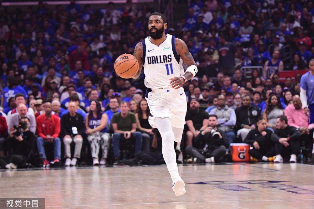 激烈的男子 激烈的男子