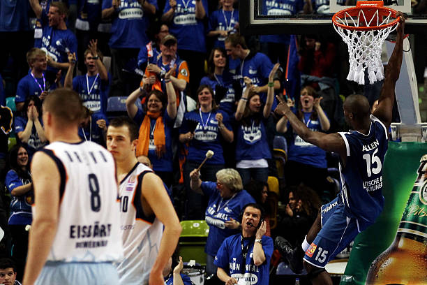 相比之下 相比之下