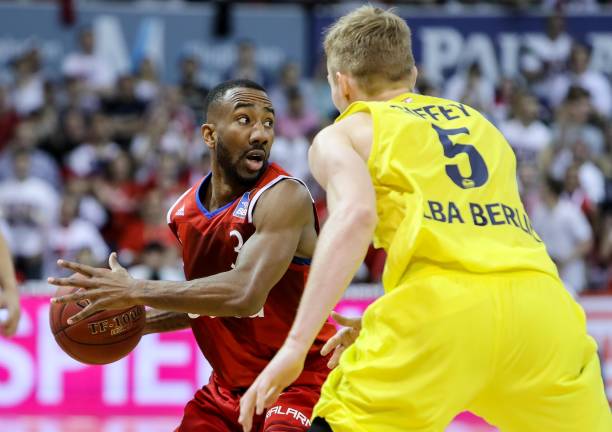 更因其学业 更因其学业