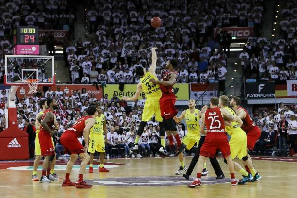 其特点是全 其特点是全